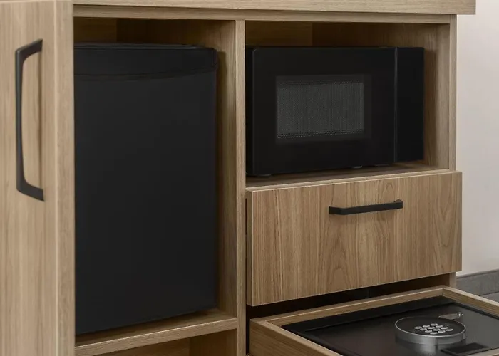 Quality Inn And Suites Montreal East